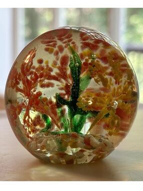 Vintage Art Glass Paperweight Flowers Burst Fireworks Globe